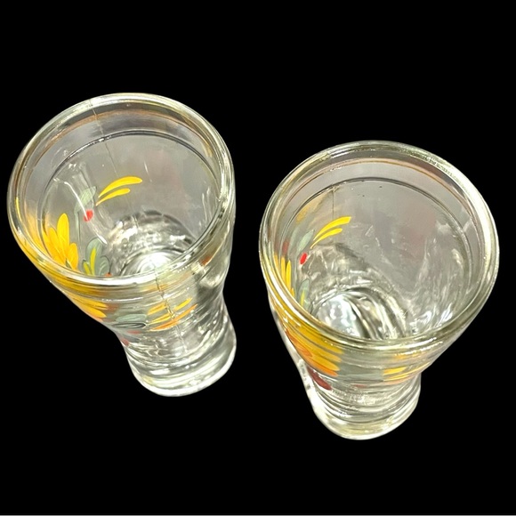 Vintage 1950s Lubiana Kristrall Italy Floral Boot Shaped Shot Glasses (2) - Picture 6 of 9